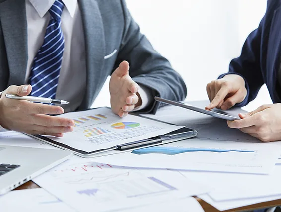 Consultants configuring an Odoo system